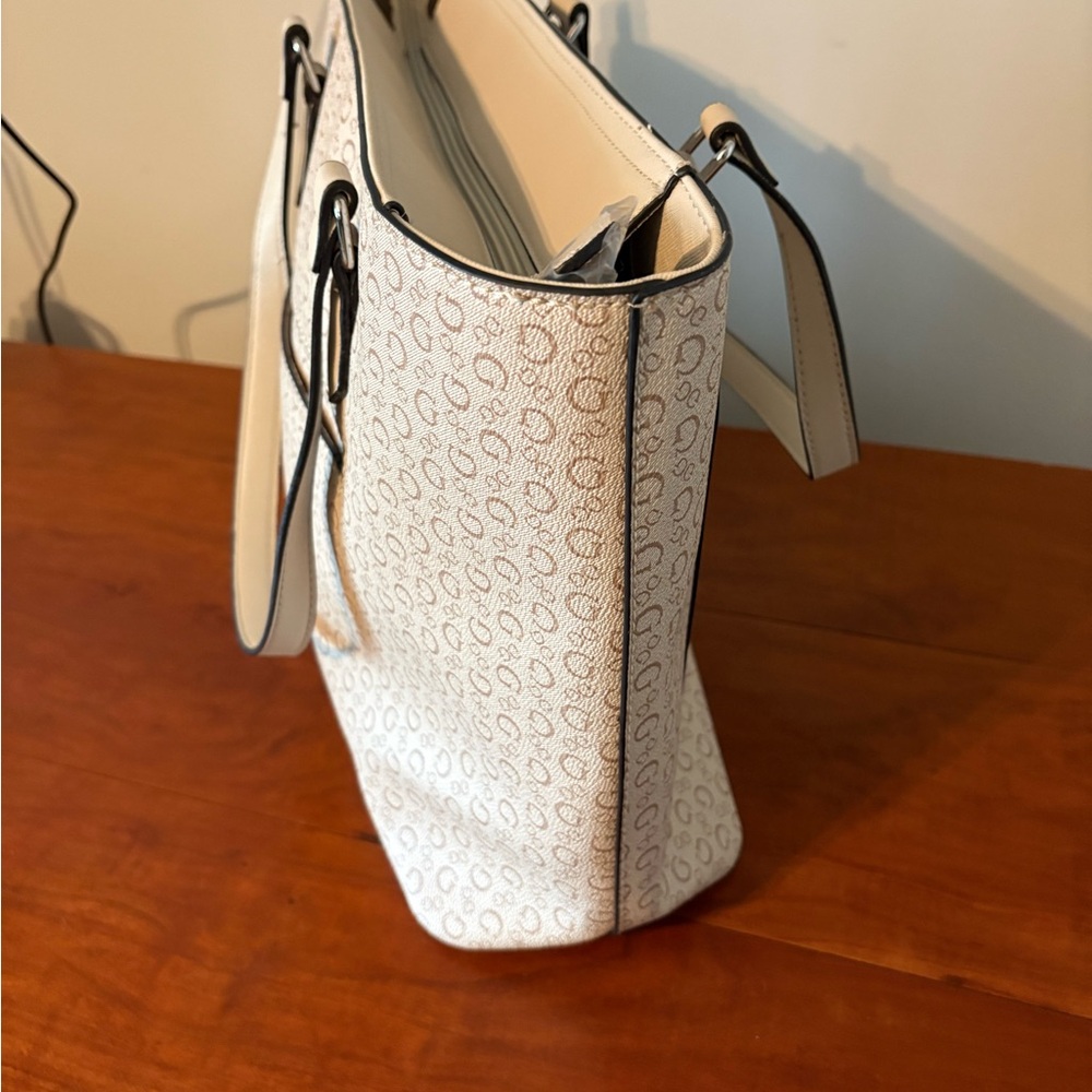 GUESS Logo Tote Bag Cream Beige Monogram Shoulder Bag NWOT - Picture 12 of 13